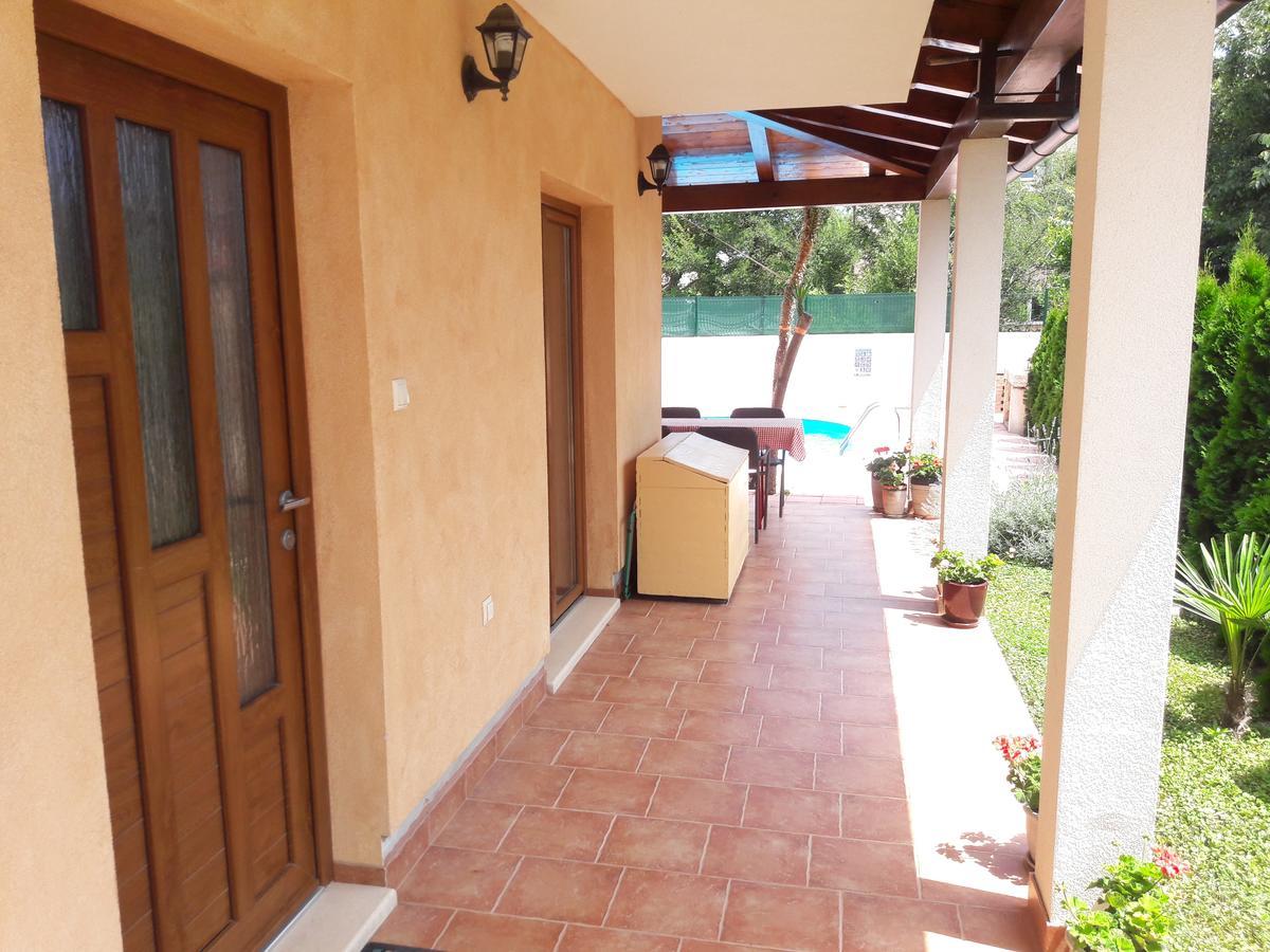 Vacation Home Licinius Liznjan Exterior photo